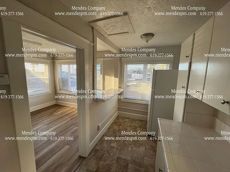 623 W Kalmia St — Photo 9