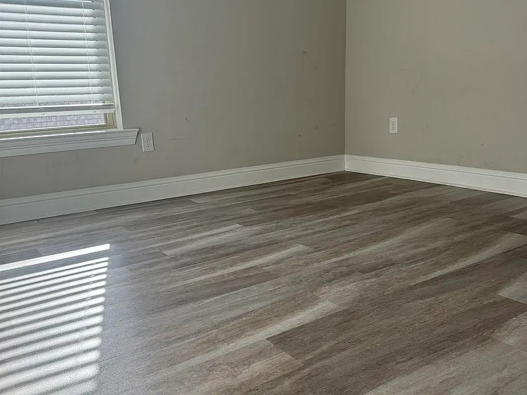 10004 Ole Millstead Ct — Photo 12