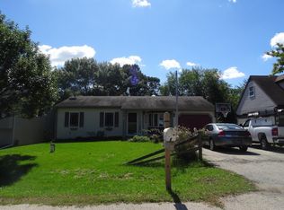 2607 Baldwin Rd, McHenry, IL 60050