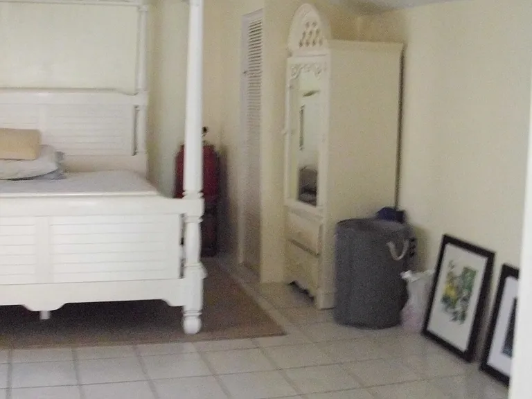 1325 Drew St #6 — Photo 4
