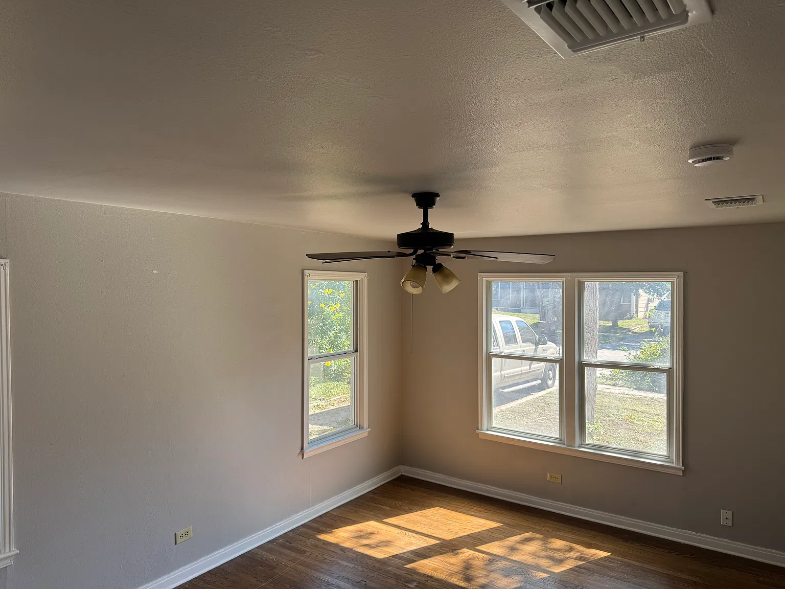 2 bed, 1106 sqft, $1,200 — Photo 4