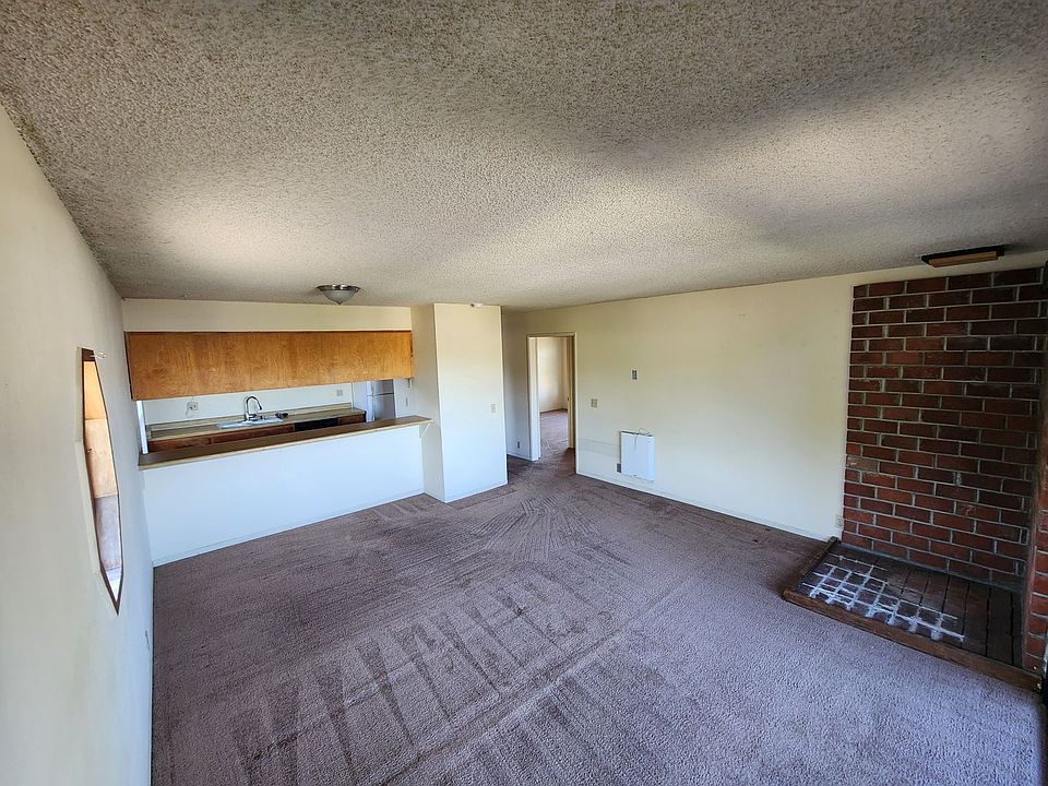1st image of 2048 Swazey St Unit B