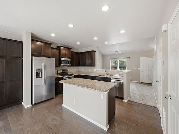 5th image of 2304 Winding Dr