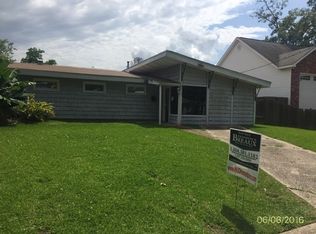 10530 Carthage St, River Ridge, LA 70123