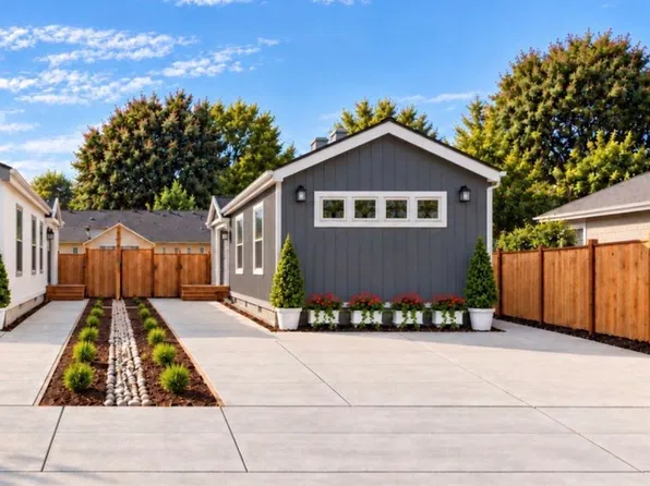 507 S 5th Avenue, Kelso, WA 98632