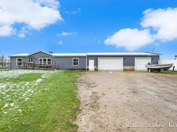 1746 Arthur St, Marne, MI 49435