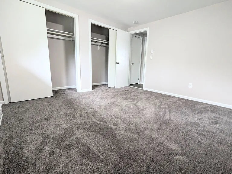 28 Wesley St — Photo 8
