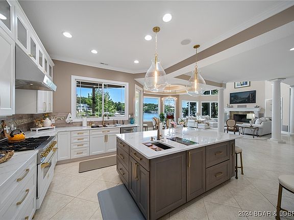 3rd image of 498 Brookhaven Ln