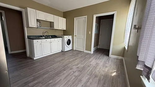 84 Fairview Ave #2 Photo 1