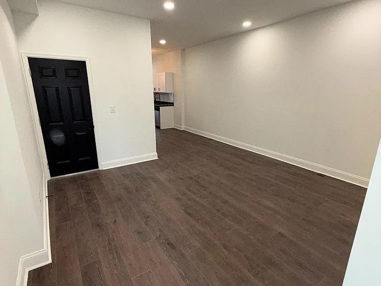 2028 Druid Hill Ave #2 — Photo 8