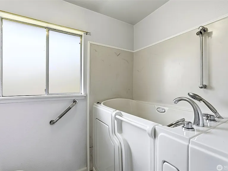9926 59th Dr NE — Photo 14