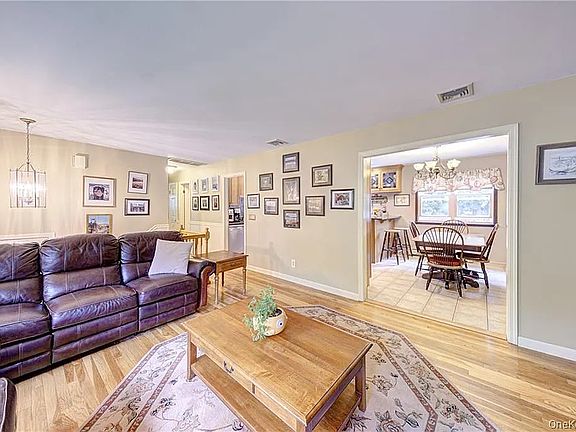 4th image of 23 Chatham Rd