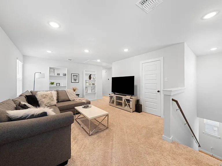 14538 Camino Way — Photo 24