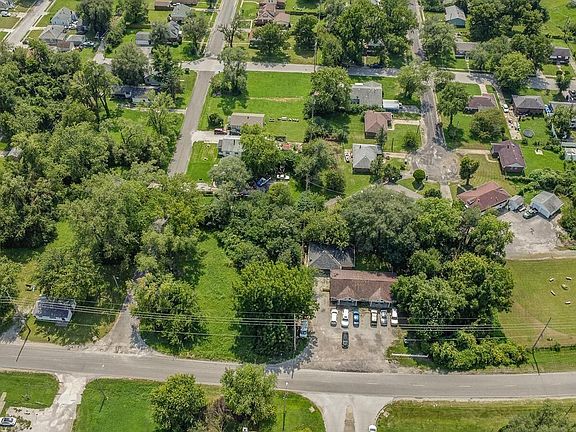 4th image of 6810 Marybelle Ave