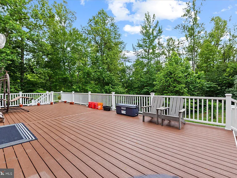 80 Stonewall Dr — Photo 56