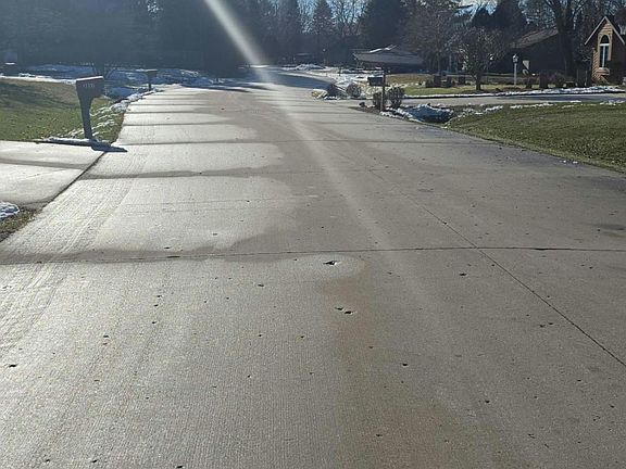 4th image of 3947 N 28th St