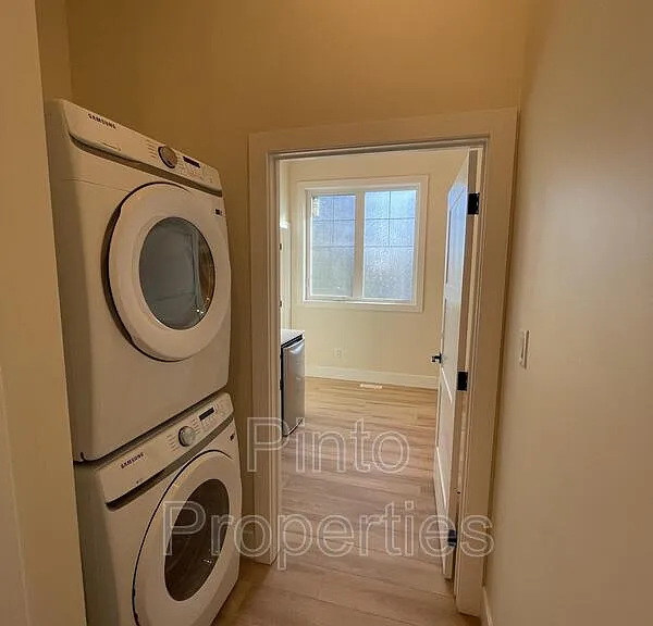 8717 110th St NW #3A — Photo 1