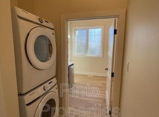 8717 110th St NW #3A, Edmonton, AB T6G 0X7