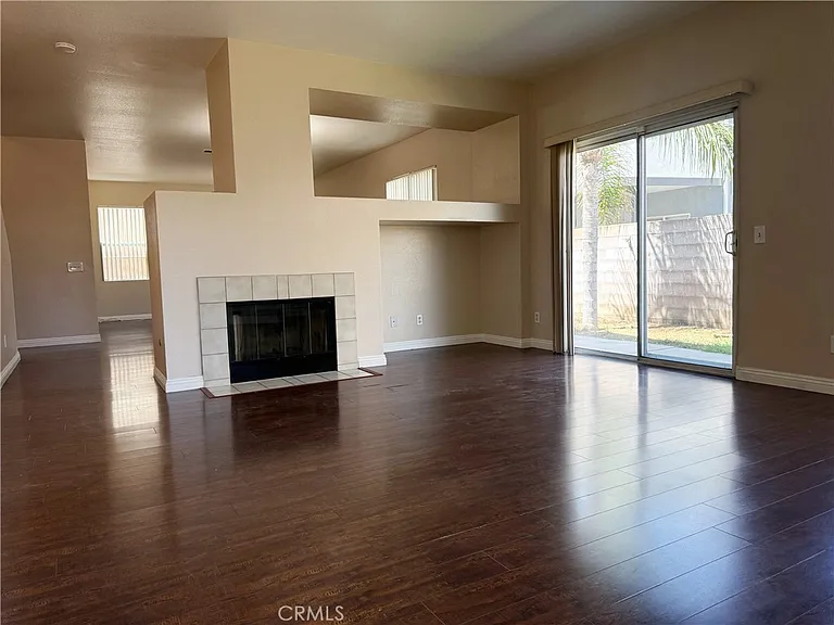 6569 Gladiola St — Photo 6