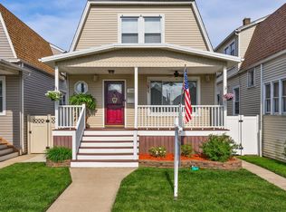 5649 N Parkside Ave, Chicago, IL 60646