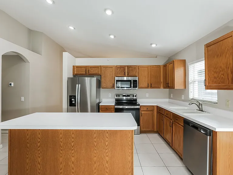 3004 Prairie Iris Dr — Photo 5