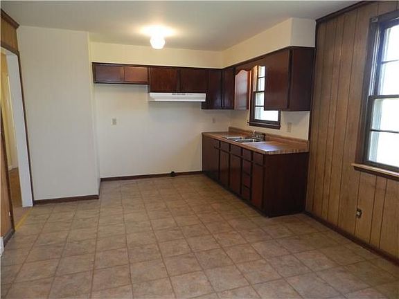 2nd image of 2148 W Richmond Hill Dr