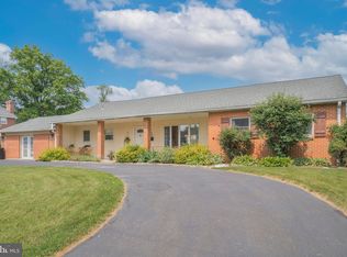 2009 Bridle Ln, Oreland, PA 19075