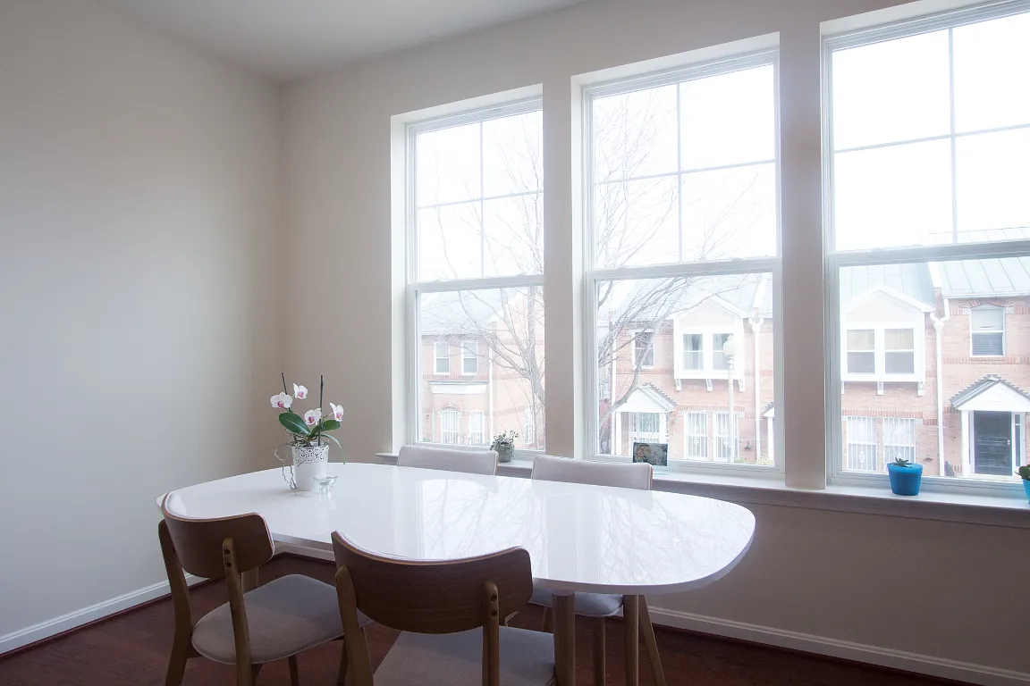 3 bed, 3.5 bath, 1837 sqft, $3,995 — Photo 4