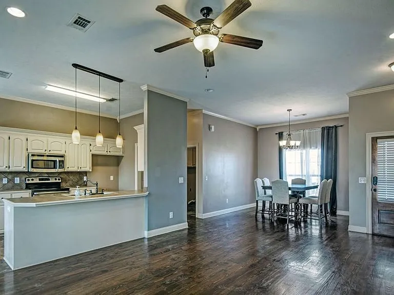 121 Millhouse Dr — Photo 7