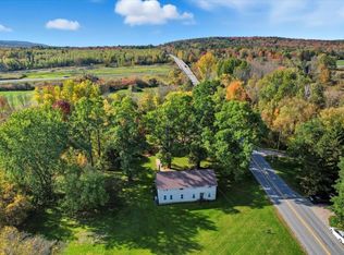 99 Oak Hill Rd, Williston, VT 05495