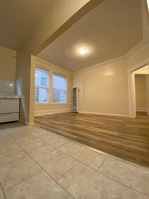 Completely remodeled unit.