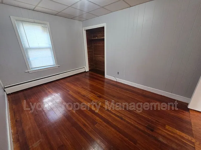 250 Sayles Ave #1 — Photo 9