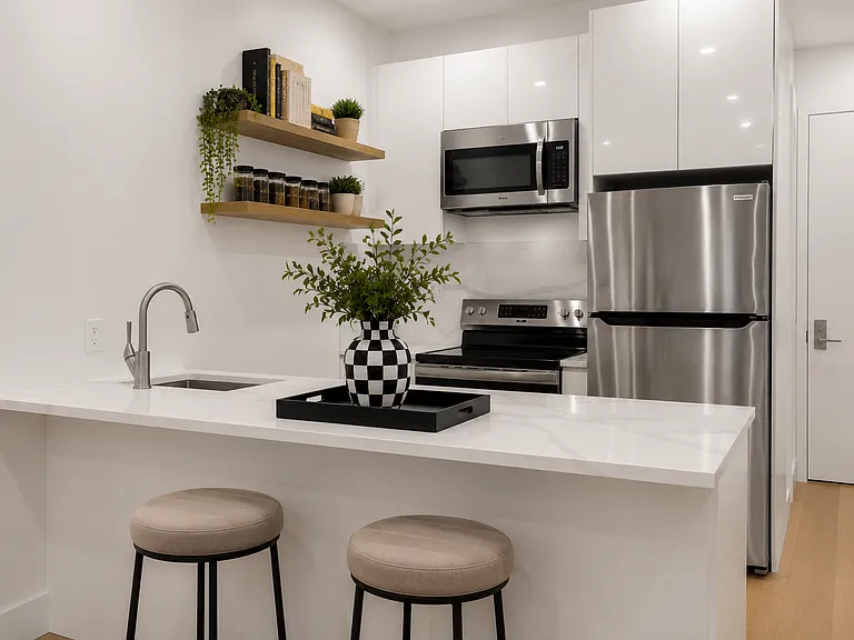 461 Lexington Ave #2B — Photo 6