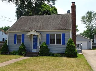 48 Salem Rd, Manchester, CT 06040