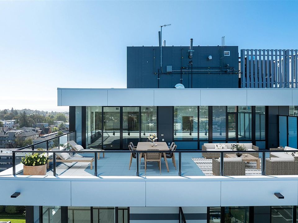1100 Yates St PENTHOUSE 2, Victoria, BC V8V 3M8 MLS 977124 Zillow