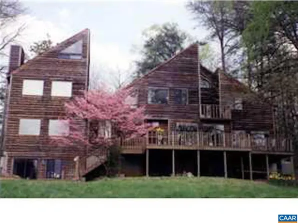 301 Gillums Ridge Rd, Charlottesville, VA 22903