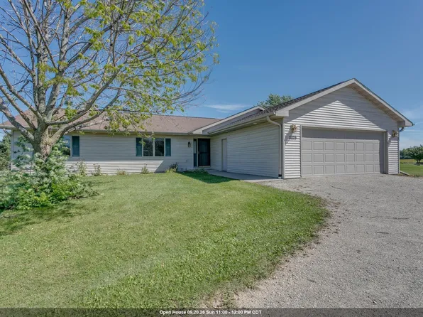 8826 Clayton Ave, Neenah, WI 54956