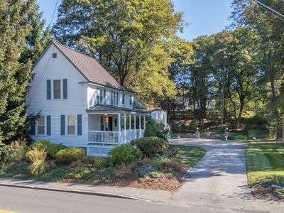 255 River Road, Manchester, NH, 03104
