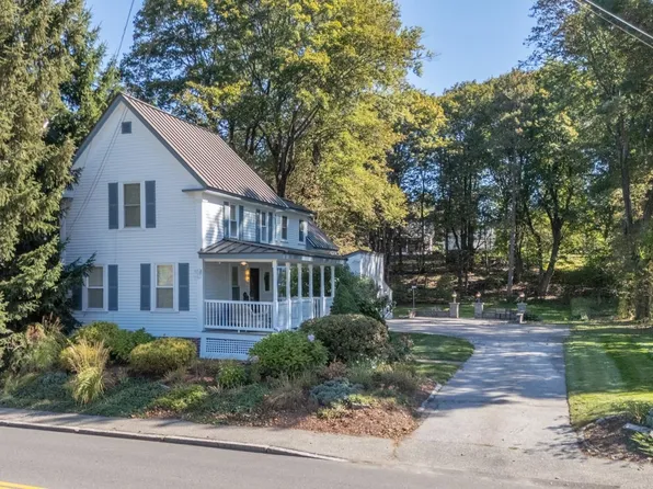 255 River Road, Manchester, NH 03104