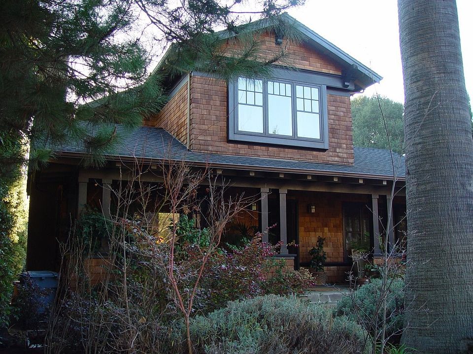 1st image of 926 Cowper St