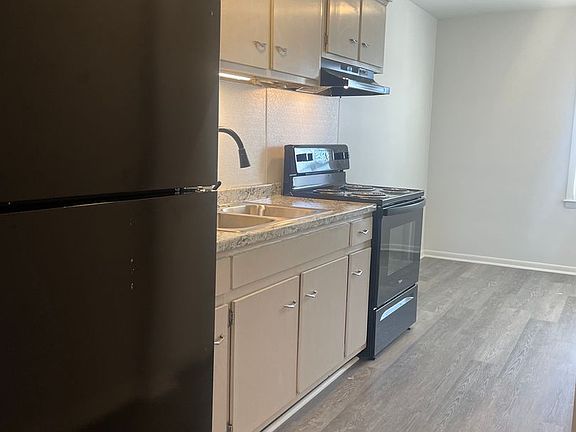 4th image of 6491 Carefree Ln #36