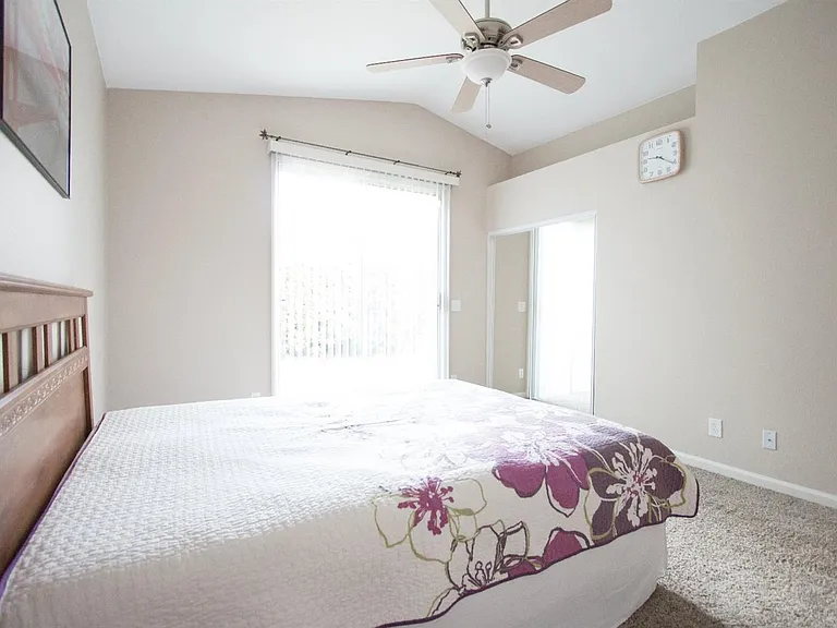 2258 Clapton Way — Photo 10
