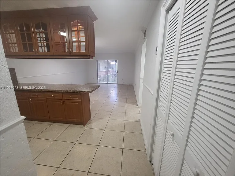 1275 W 35th St #29B — Photo 8