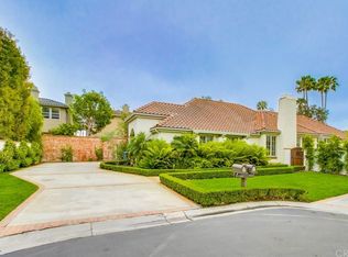 19645 Woodlands Dr, Huntington Beach, CA 92648