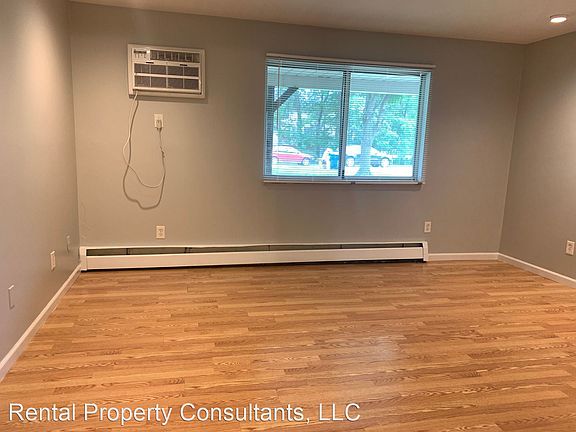 3rd image of 139 Gaines St SE #10314701