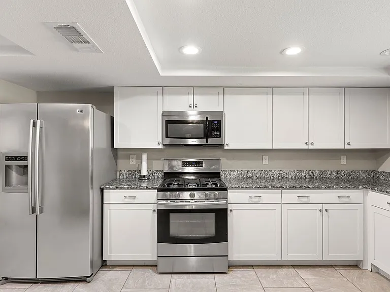 6005 Blair Oaks Dr — Photo 13