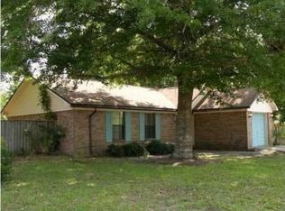 313 Ray Ave, Crestview, FL 32536