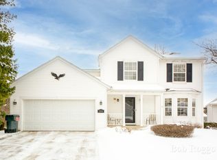 2841 Aldale Dr NE, Grand Rapids, MI 49505