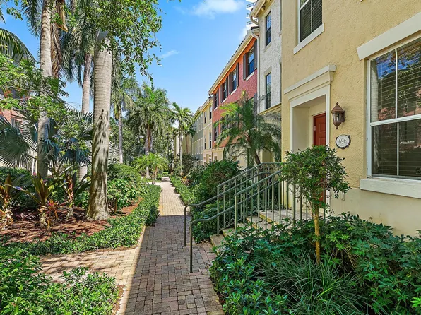 696 Fern St, West Palm Beach, FL 33401