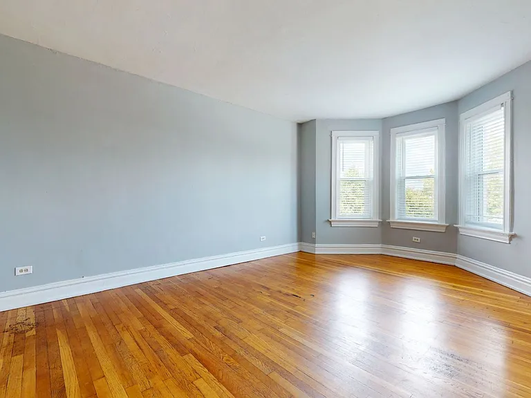 Dining/Living room